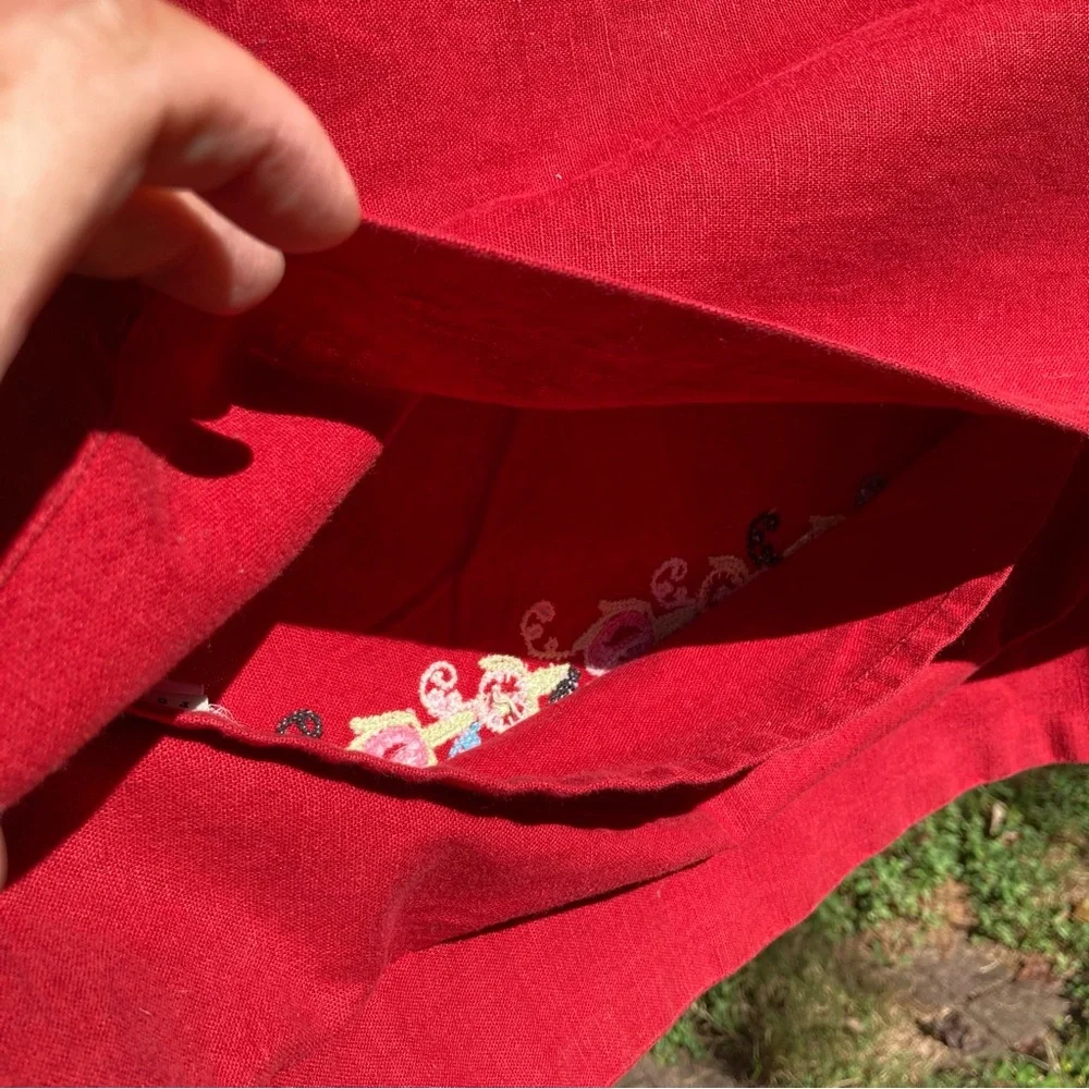 POTTERY BARN Red Embroidered Jacobean Floral Pillow Sham 24 x 30 inches Standard
